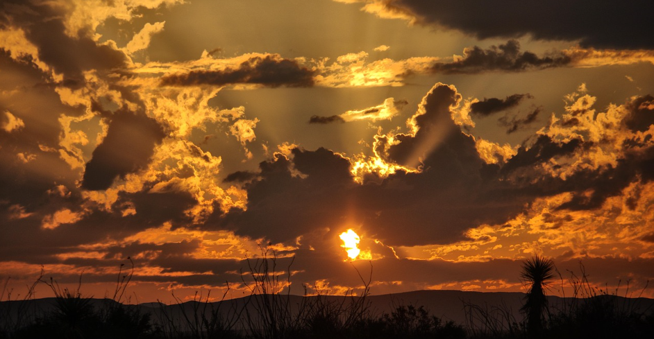 'Cloud seeding' may be increasingly crucial as Arizona heats up ...