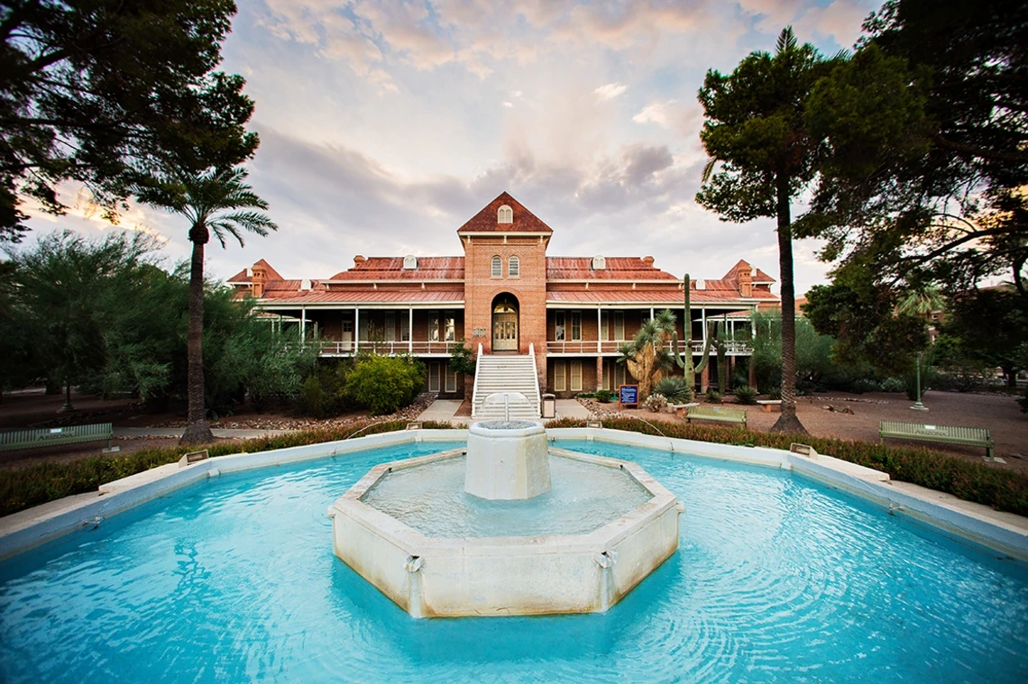 University of Arizona, water fountain and Old Main building