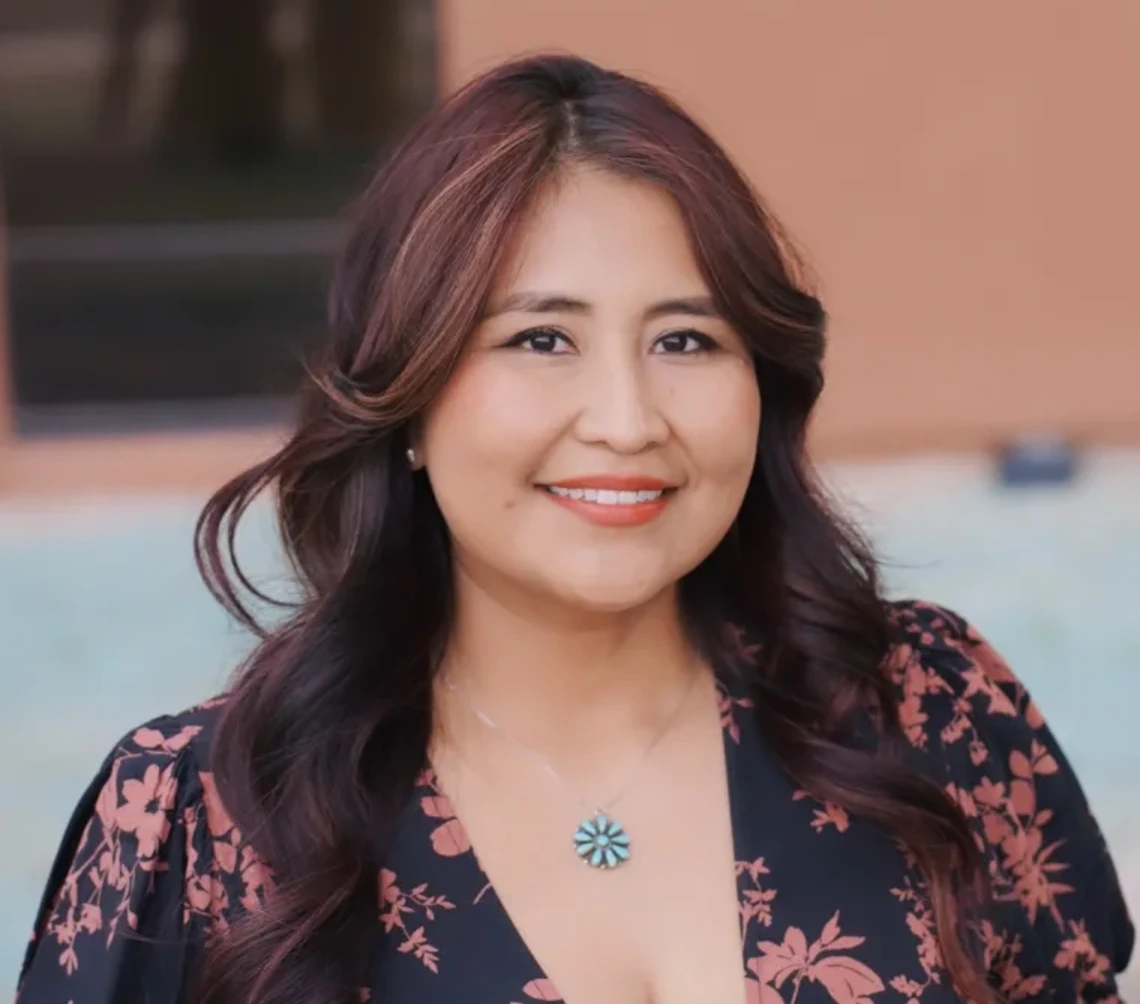 Dr. Cherie De Vore, assistant professor of chemical and environmental engineering at the University of Arizona College of Engineering.